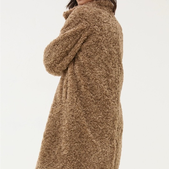 NWT ANTHROPOLOGIE’S MOON RIVER - Cozy Tan Teddy Coat - Picture 1 of 4